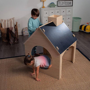 Avenlur Evergreen Childrens Playhouse with Chalkboard with kids playing