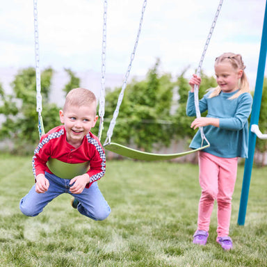 ActivPlay jungle gym with swing with kids playing