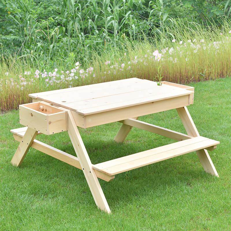 Avenlur Mojave - Outdoor Picnic and Sand Table Corner View