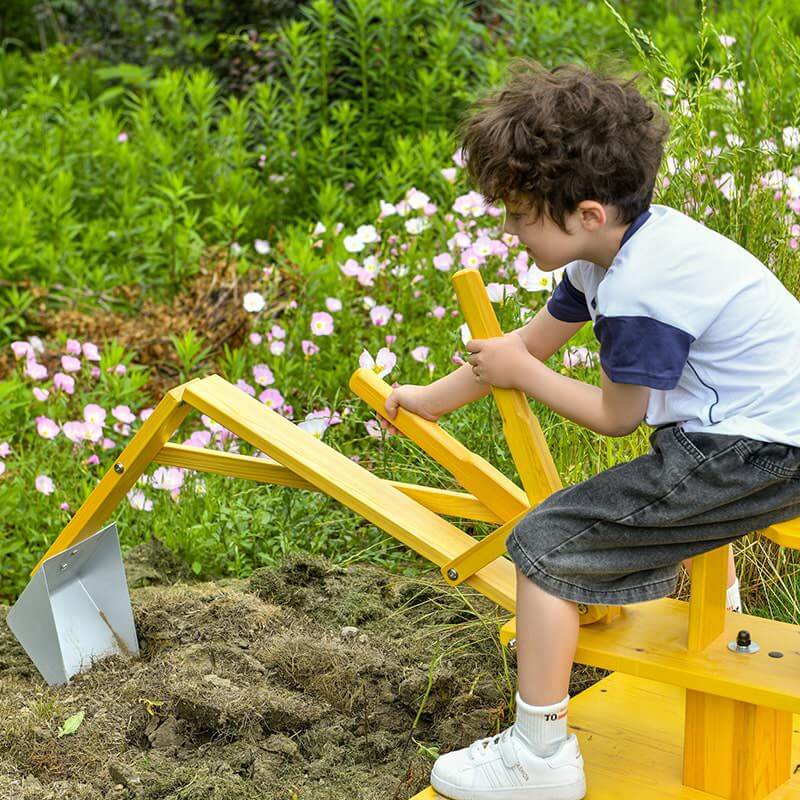 Avenlur Outdoor Excavator Rear Side View Showing A Kid Scooping Dirt