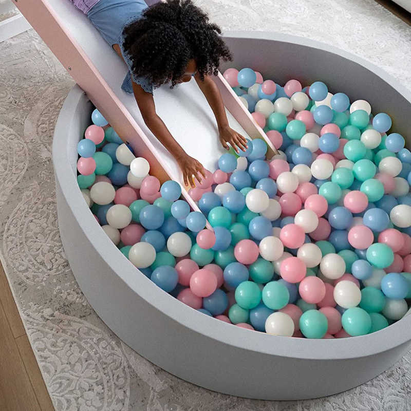Avenlur Large Foam Ball Pit with 400 Balls