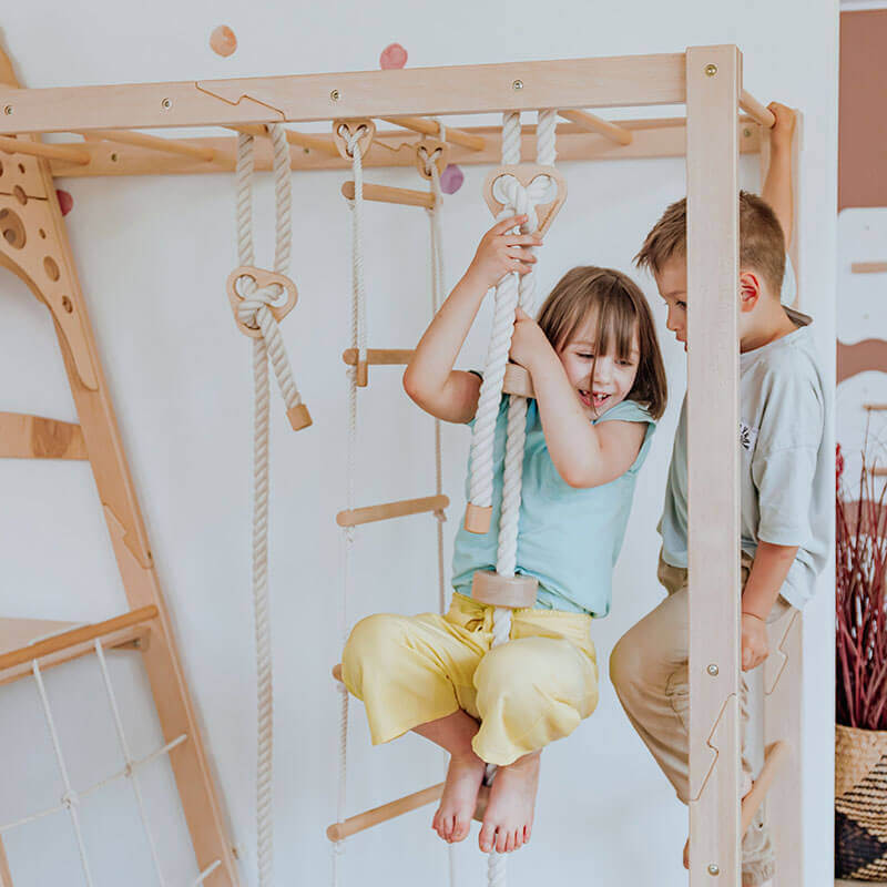 Kid Climbing Structure Thick Ropes With Heart-Shaped Wooden Handles