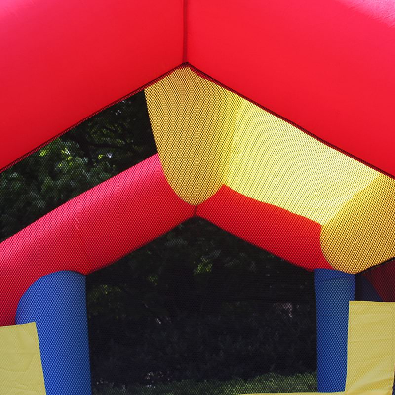 kid-wise-my-little-playhouse-bounce-house-roof-details-up-close