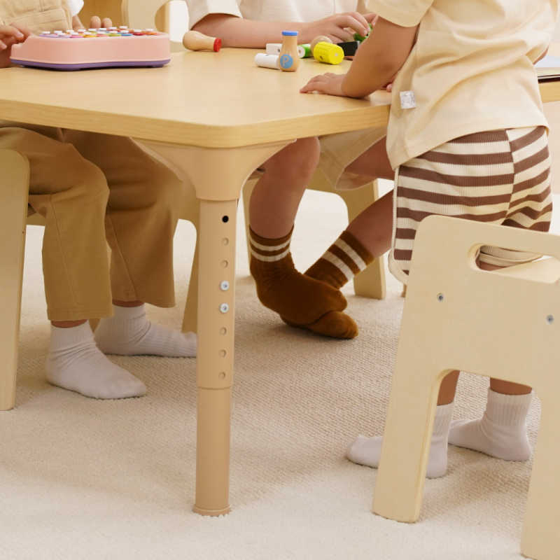 Avenlur Adrian adjustable table and chairs height detail