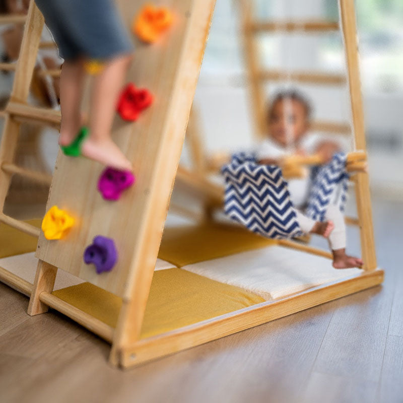 Avenlur Magnolia playset mat