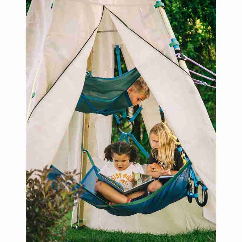 Bijou Deluxe Mainstay – modular outdoor reading and play structure