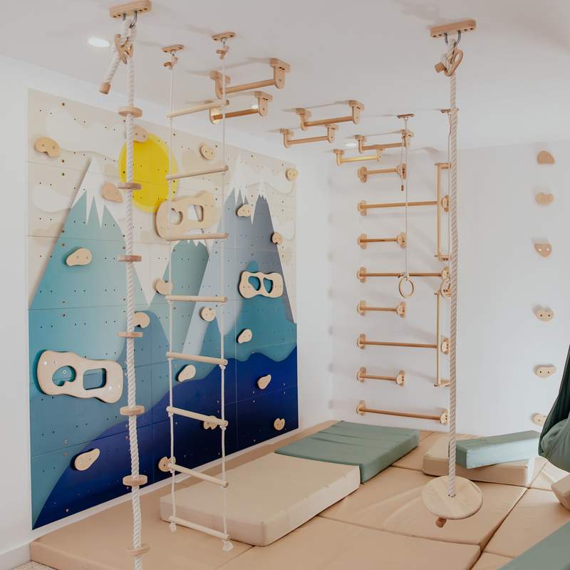 Children's Home Gym – Alaska wall and rope activities with optional mats