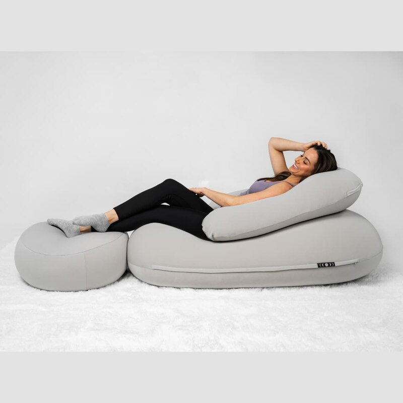 Moon Pod Bundle (Moon Pod + Backrest + Footrest) – side view of Space Gray seat, backrest and footrest in use