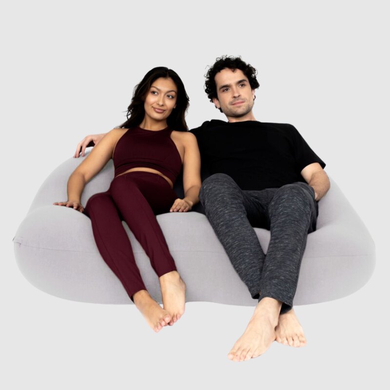 Double Moon Pod – two adults sharing the Space Gray lounge seat