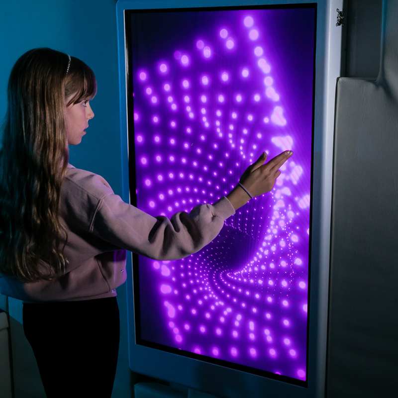 Experia IntelliTouch Infinity Panel – user touching purple infinity display