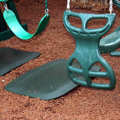 Playground fanny pad in green on mulch