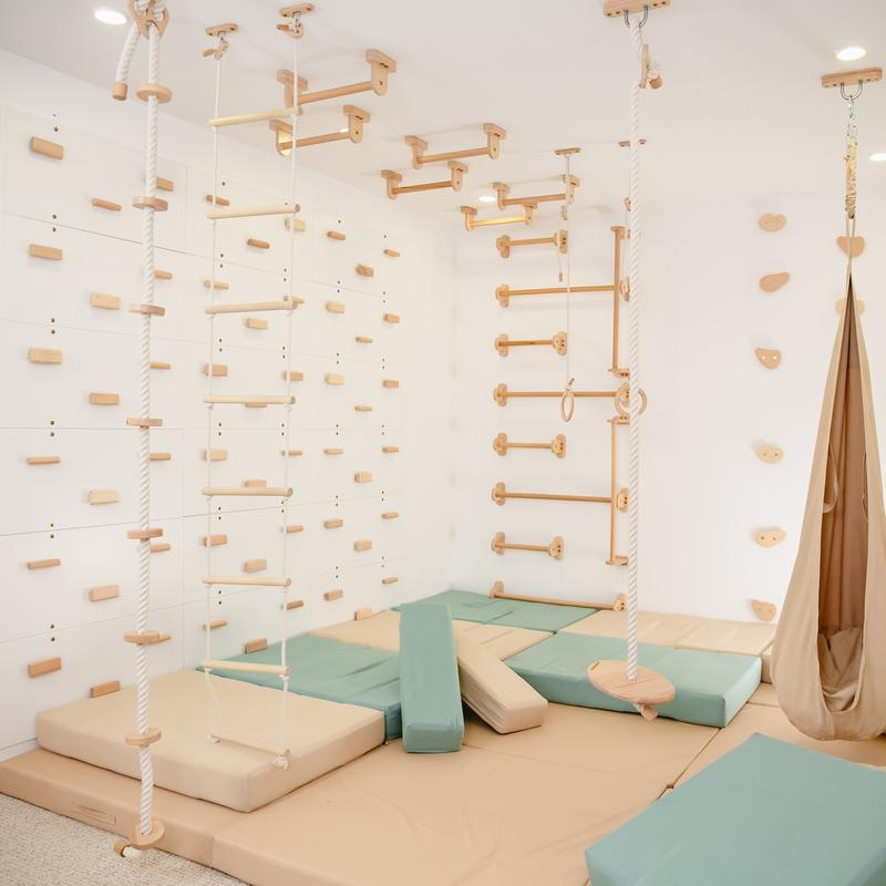 Indoor Play Gym – Snow White wall panels with bars ropes and optional floor mats
