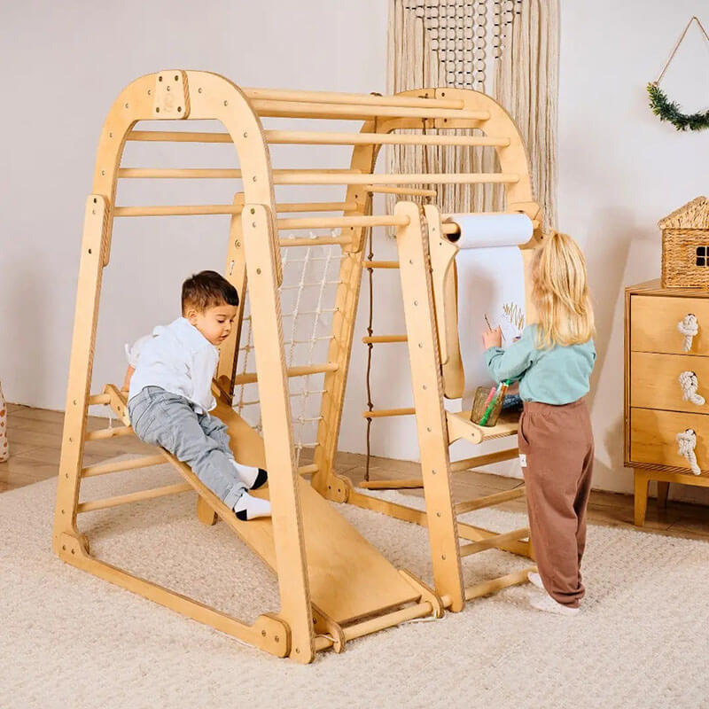 indoor playground for toddlers with girl drawing
