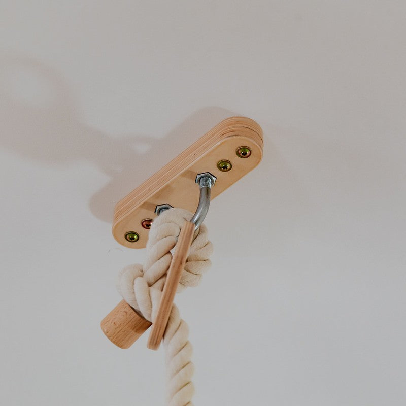 Wood and Hearts Kids Climbing Ropes – close-up of a ceiling mounting bracket