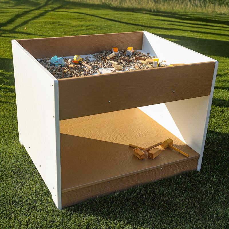outdoorEd big and wide table with toys 