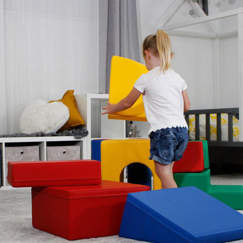 soft_play_set_castle_multi_color_girl_playing