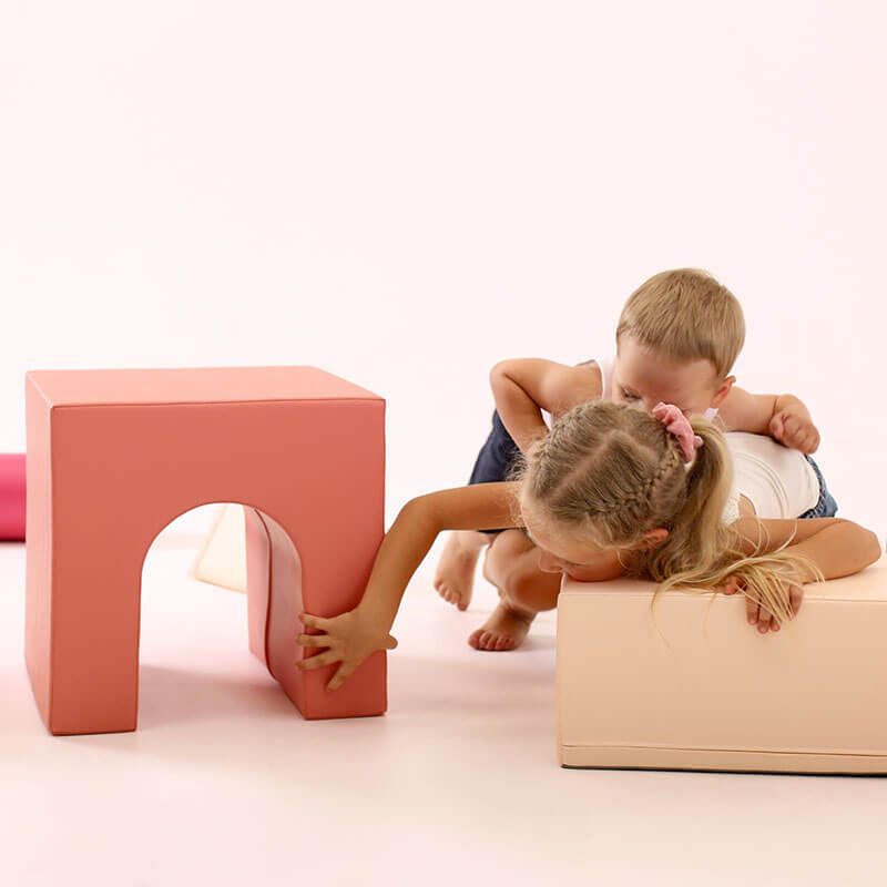 soft_play_set_castle_pink_children_being_kids