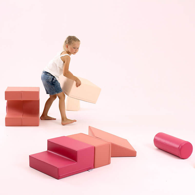 soft_play_set_castle_pink_girl_moving_blocks