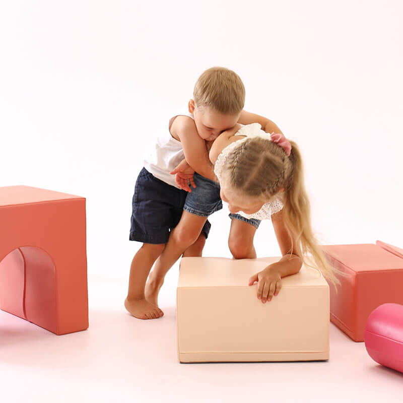 soft_play_set_castle_pink_kids_playing_happily