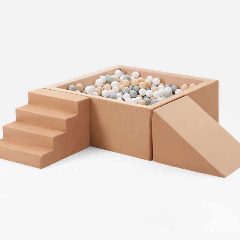 TumbleHouse Ball Pit Bundle with free 6-piece Foam Play Mat