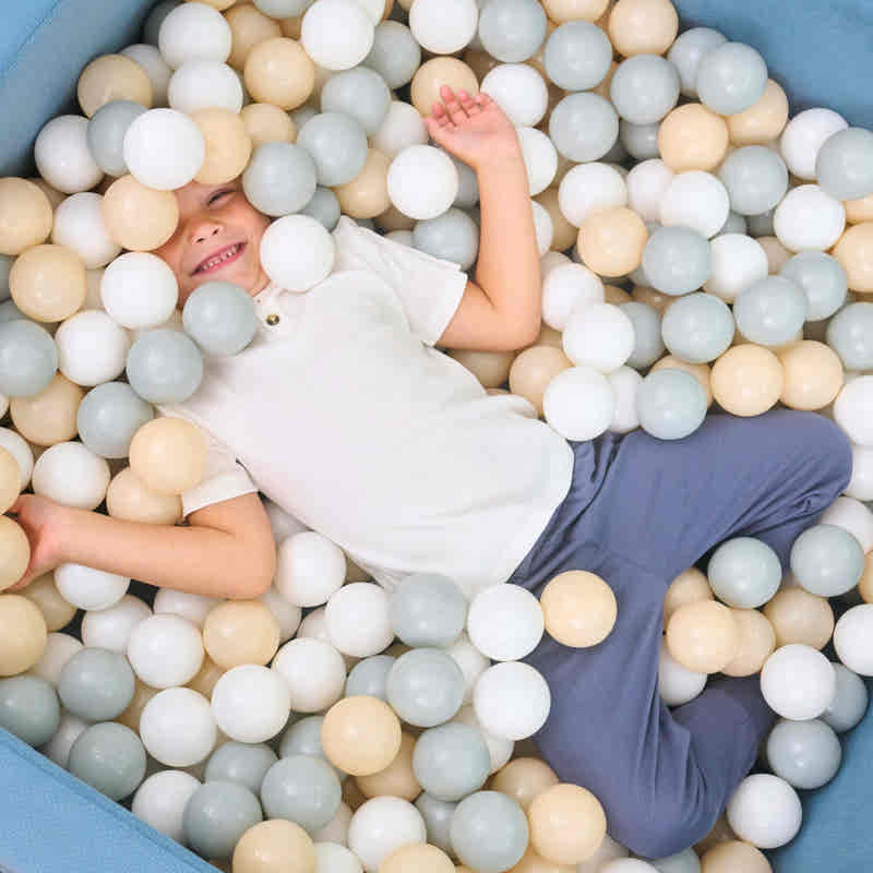 TumbleHouse Ball Pit Bundle with free play mat playroom view