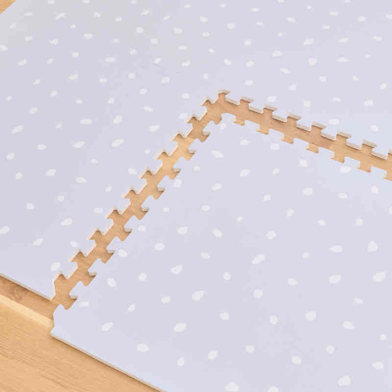 TumbleHouse Foam Play Mat Blue Polka Dot tile detail