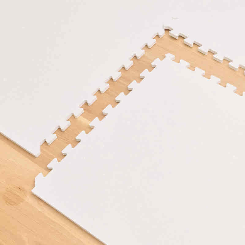 TumbleHouse Foam Play Mat Light Grey Speckle tile detail